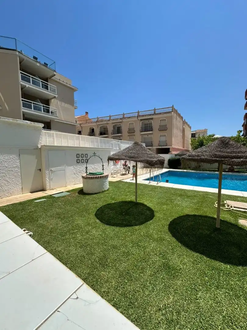 Piscina de Estudi de lloguer en Torremolinos amb Aire condicionat, Terrassa i Piscina