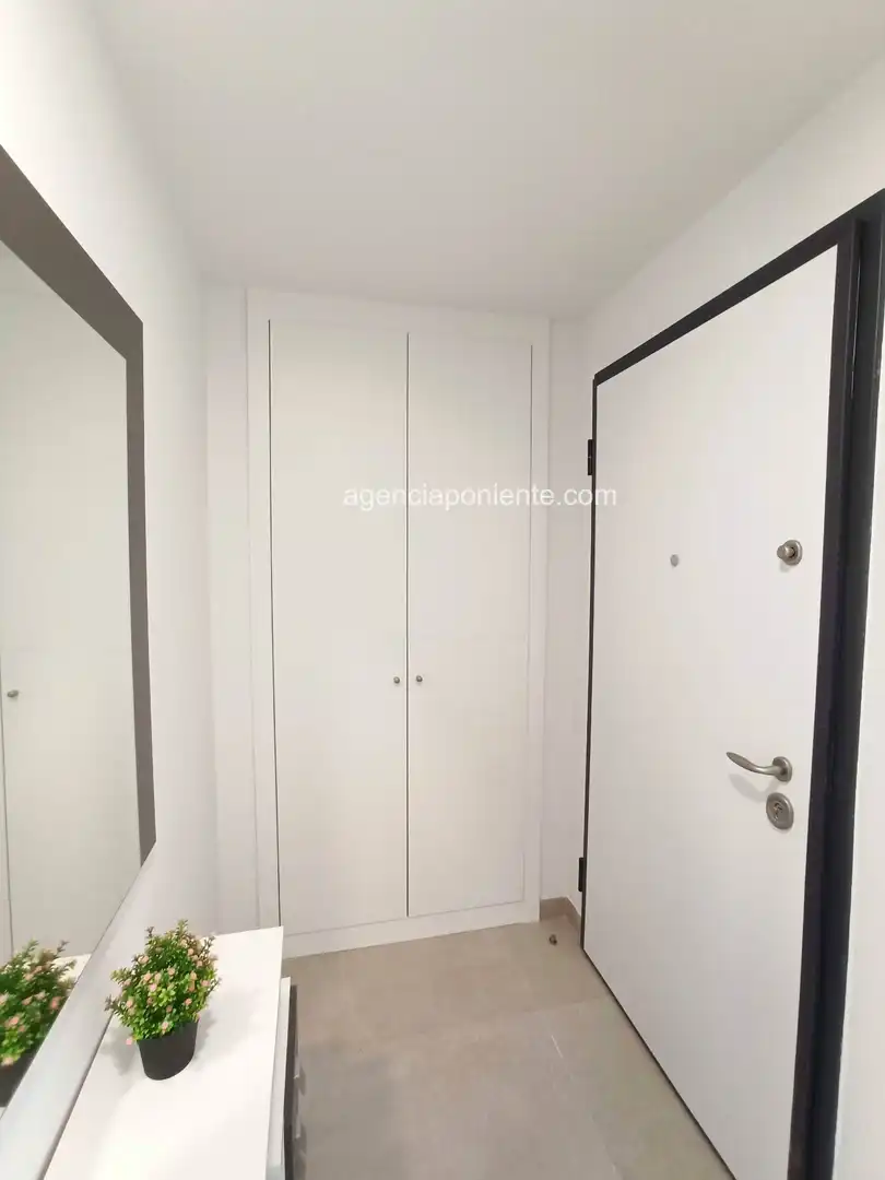 Bedroom of Flat for rent in Benidorm  with Air Conditioner, Terrace and Furnished