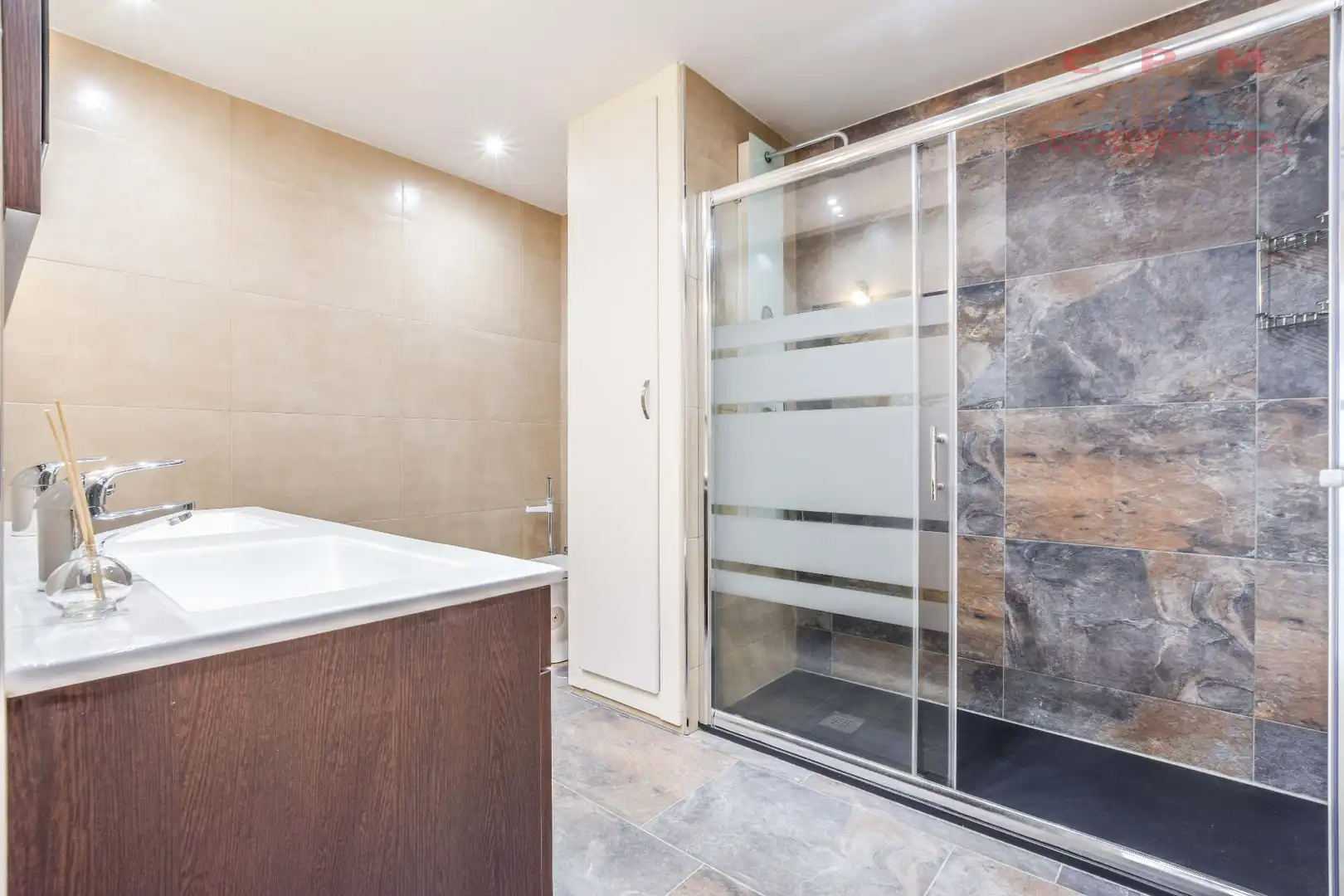 Baño de Piso en venta en Madrid con Aire acondicionado, Calefacción y Parquet