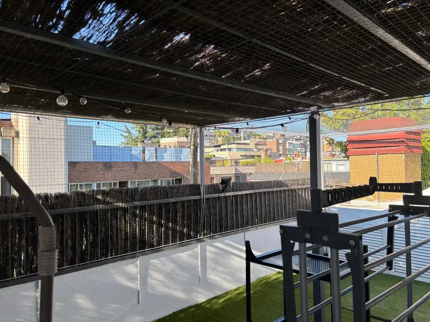 Terrasse von Maisonette zur Miete in  Madrid Capital mit Klimaanlage und Schwimmbad