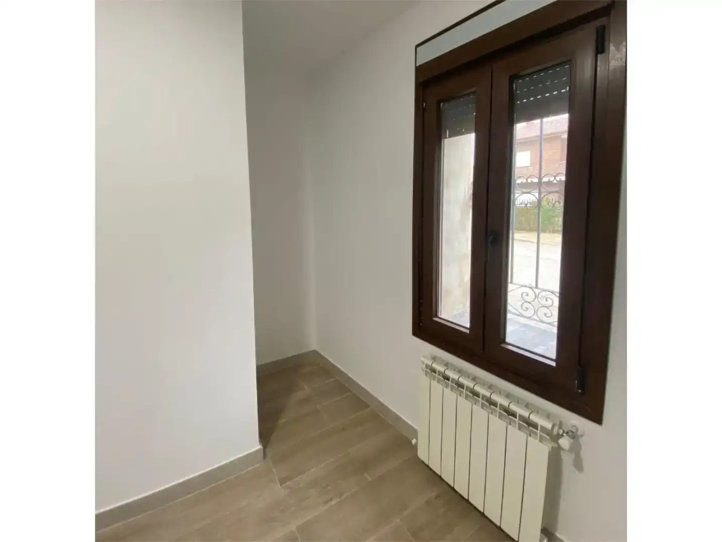 Casa adosada en venta en Mandayona con Jardín privado