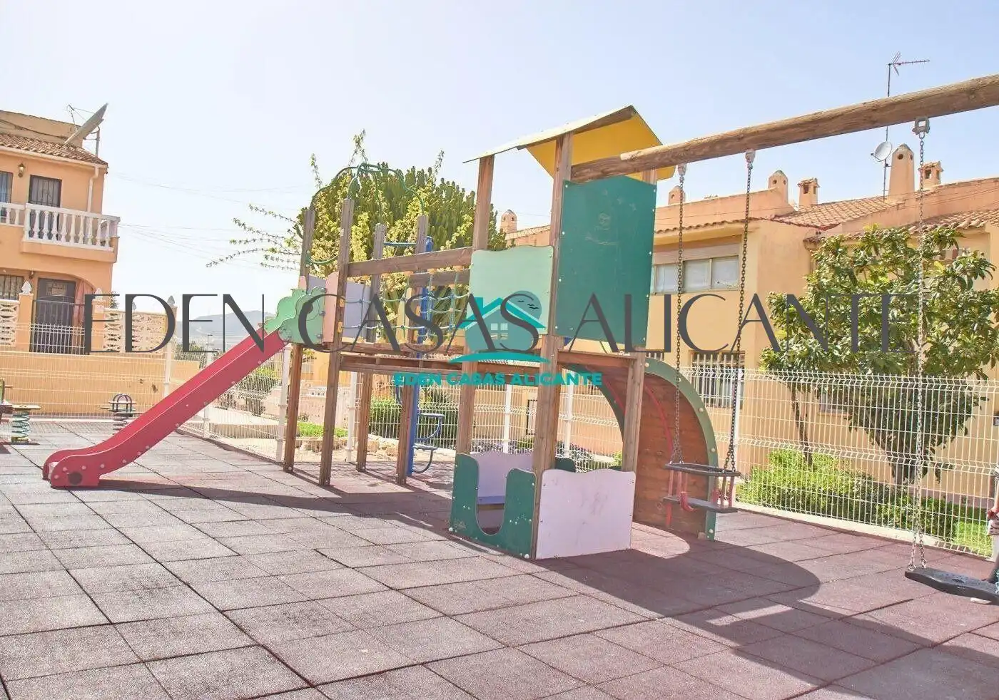 Terraza de Casa adosada en venta en El Campello con Aire acondicionado, Jardín privado y Terraza