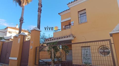 Foto 3 de Casa adosada en venda a Salteras, Sevilla
