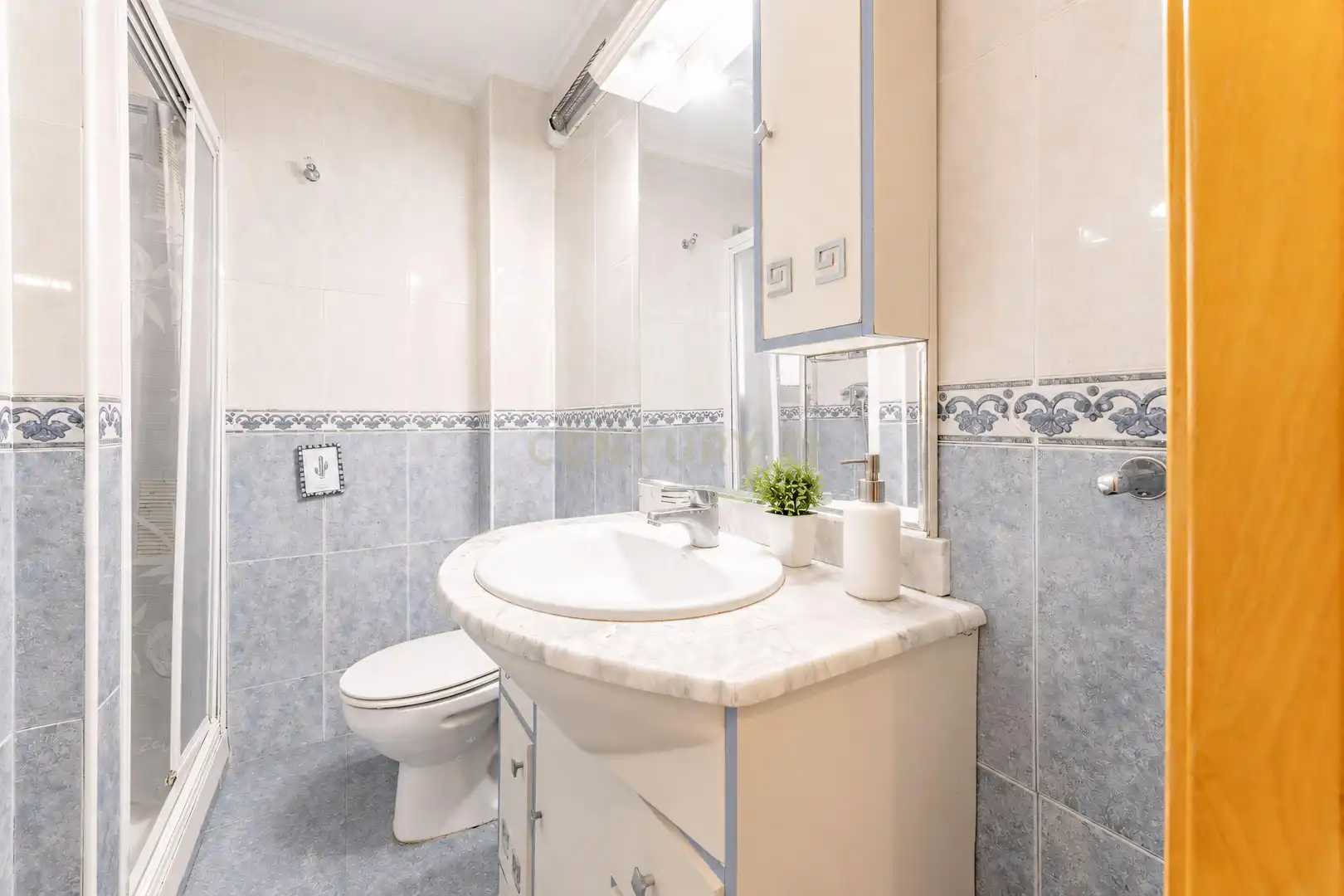 Badezimmer von Erdgeschoss zum Verkauf in Valencia