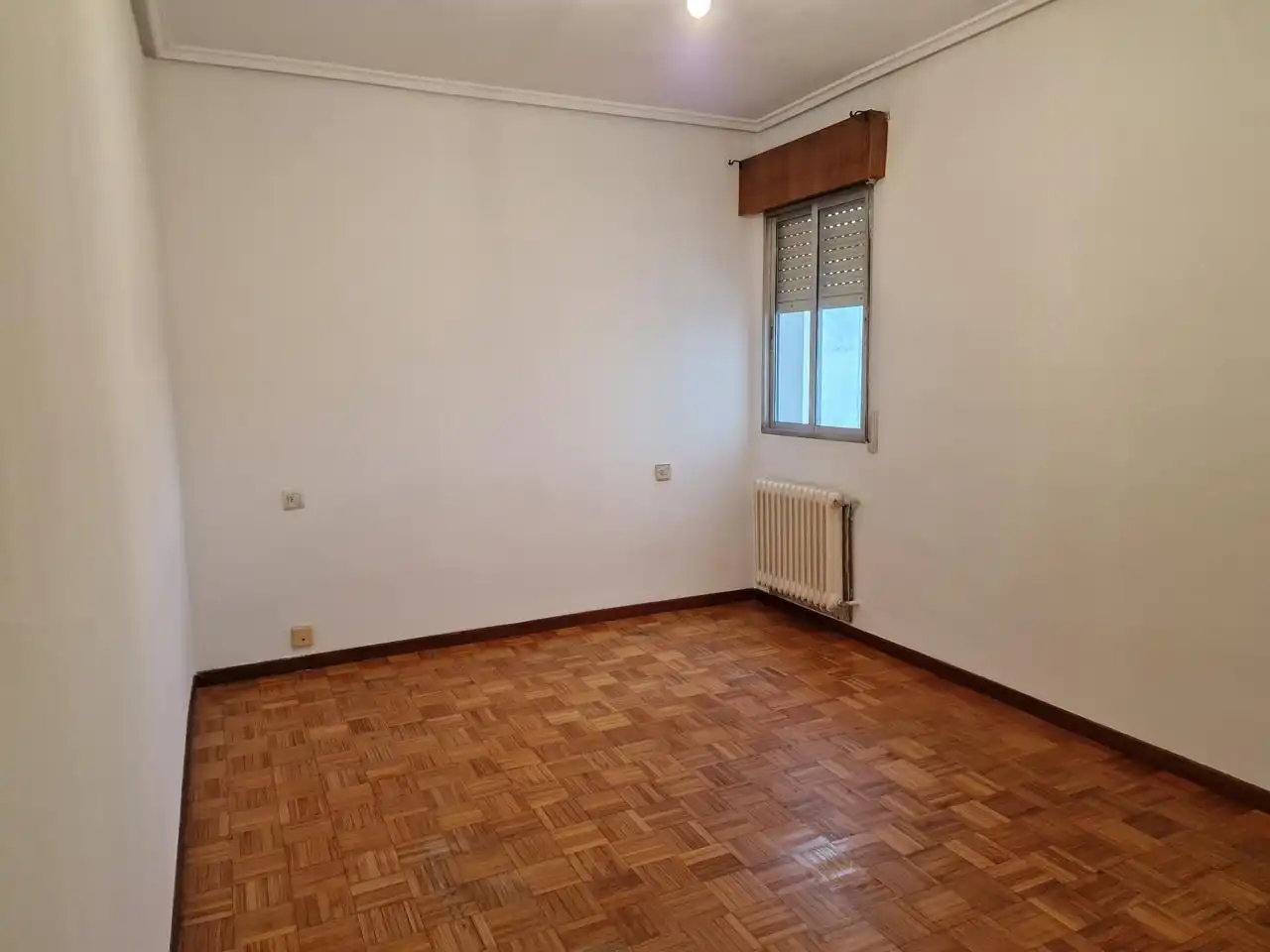 Schlafzimmer von Wohnung zum Verkauf in Ourense Capital  mit Heizung