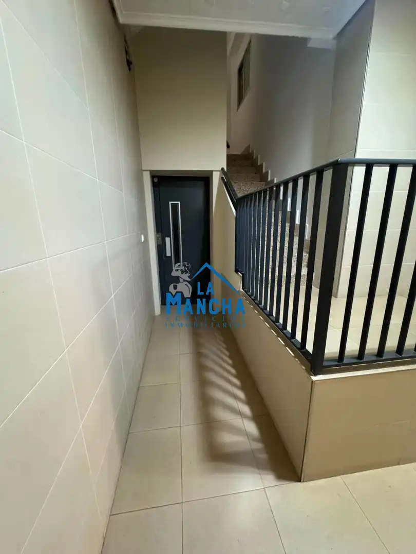 Piso en venta en Albacete con Aire acondicionado, Calefacción y Balcón