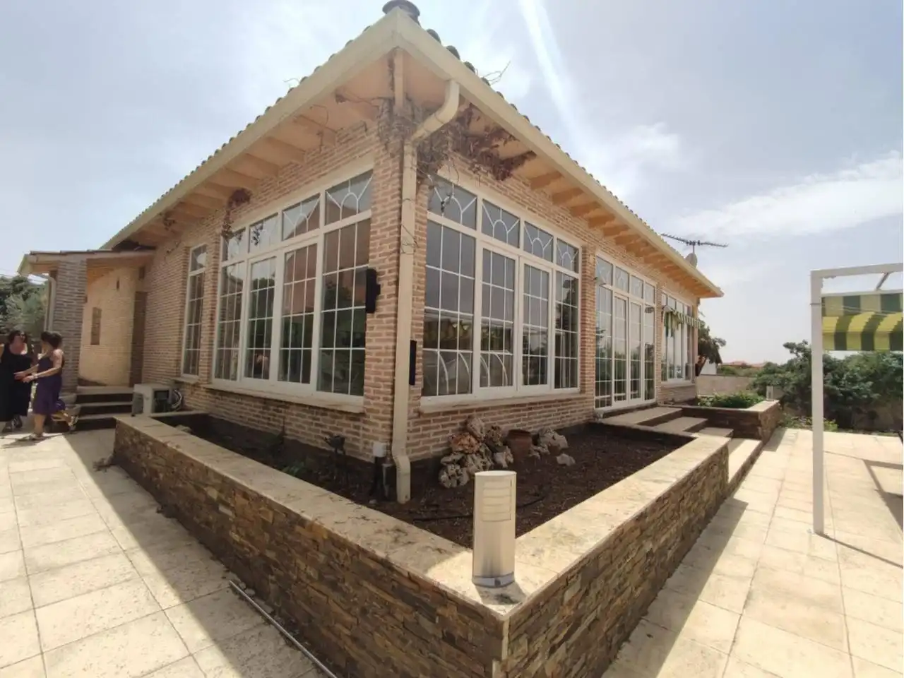 Vista exterior de Casa o xalet en venda en Valdeaveruelo amb Jardí privat