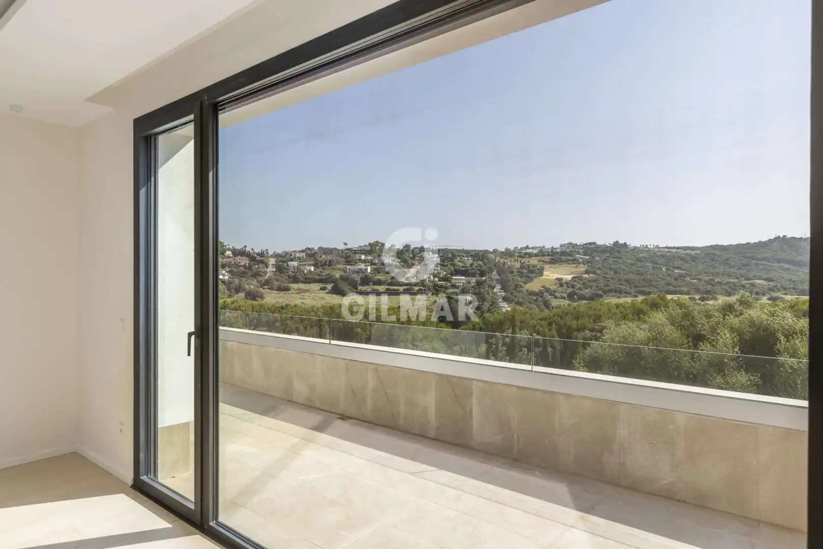 Terrassa de Casa o xalet en venda en Sotogrande amb Calefacció, Jardí privat i Piscina