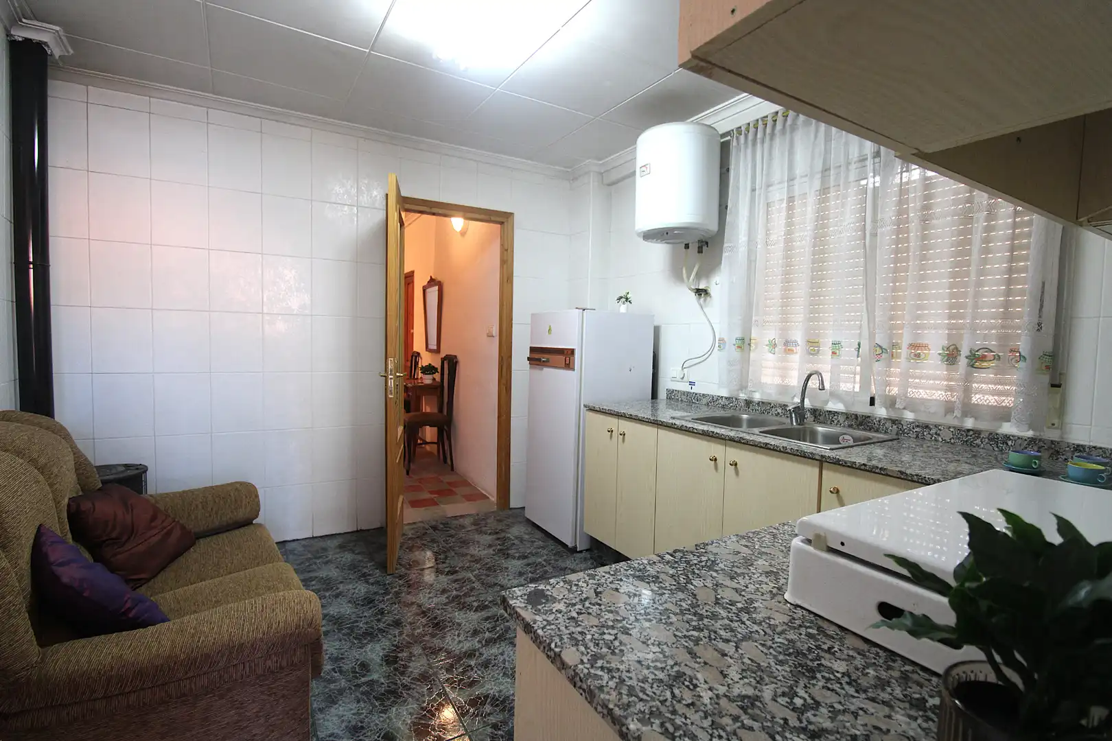 Cocina de Casa adosada en venta en Almansa con Terraza y Trastero