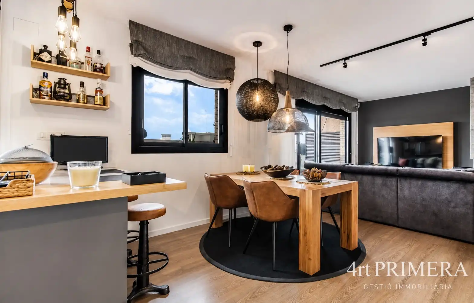 Sala de estar de Ático en venta en L'Ametlla del Vallès con Aire acondicionado, Calefacción y Parquet
