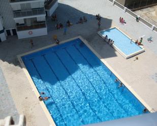 Piscina de Apartament de lloguer en Sueca amb Aire condicionat, Jardí privat i Terrassa