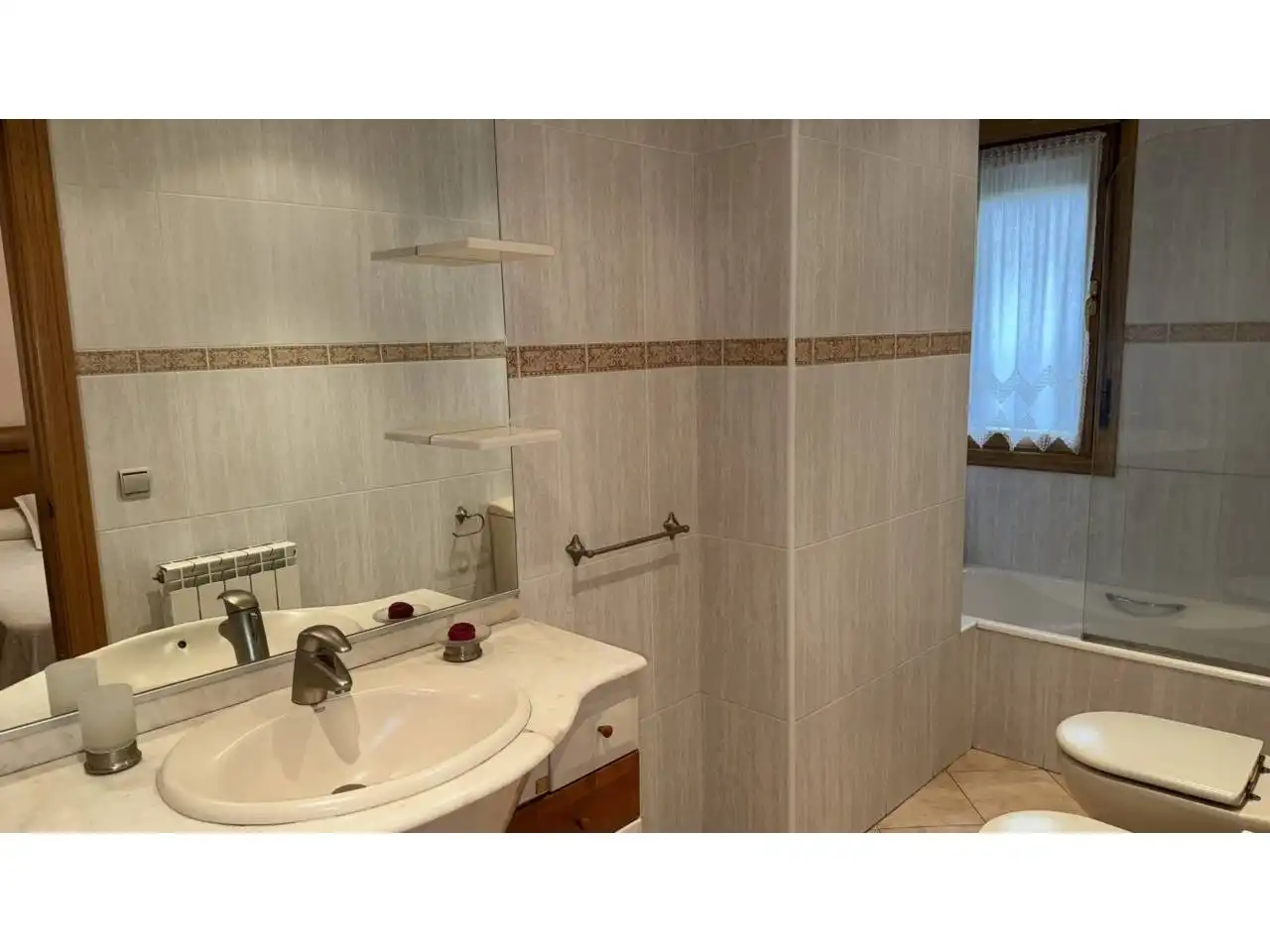 Bathroom of Houses for sale in Urdiain  with Heating, Private garden and Terrace