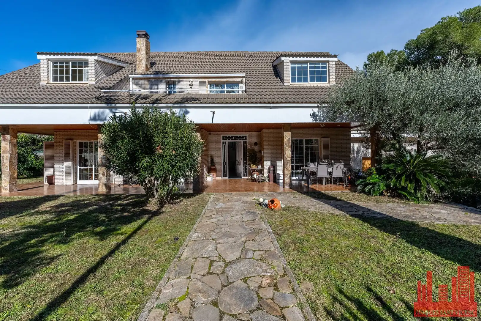 Casa con piscina en venta en Torrelles de Llobregat, imagen 4