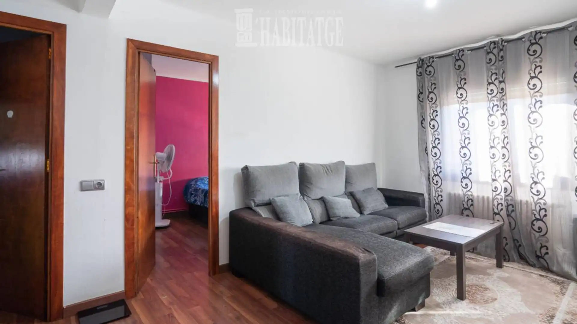 Sala d'estar de Pis en venda en Vic amb Parquet