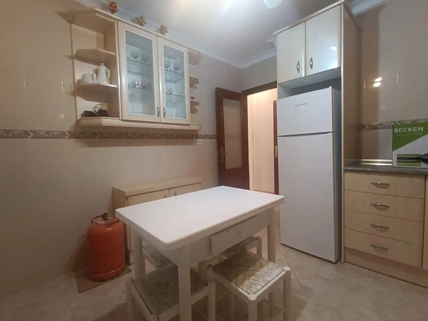 Wohnung zur Miete in Calle Lamarque de Novoa, Cruz Roja