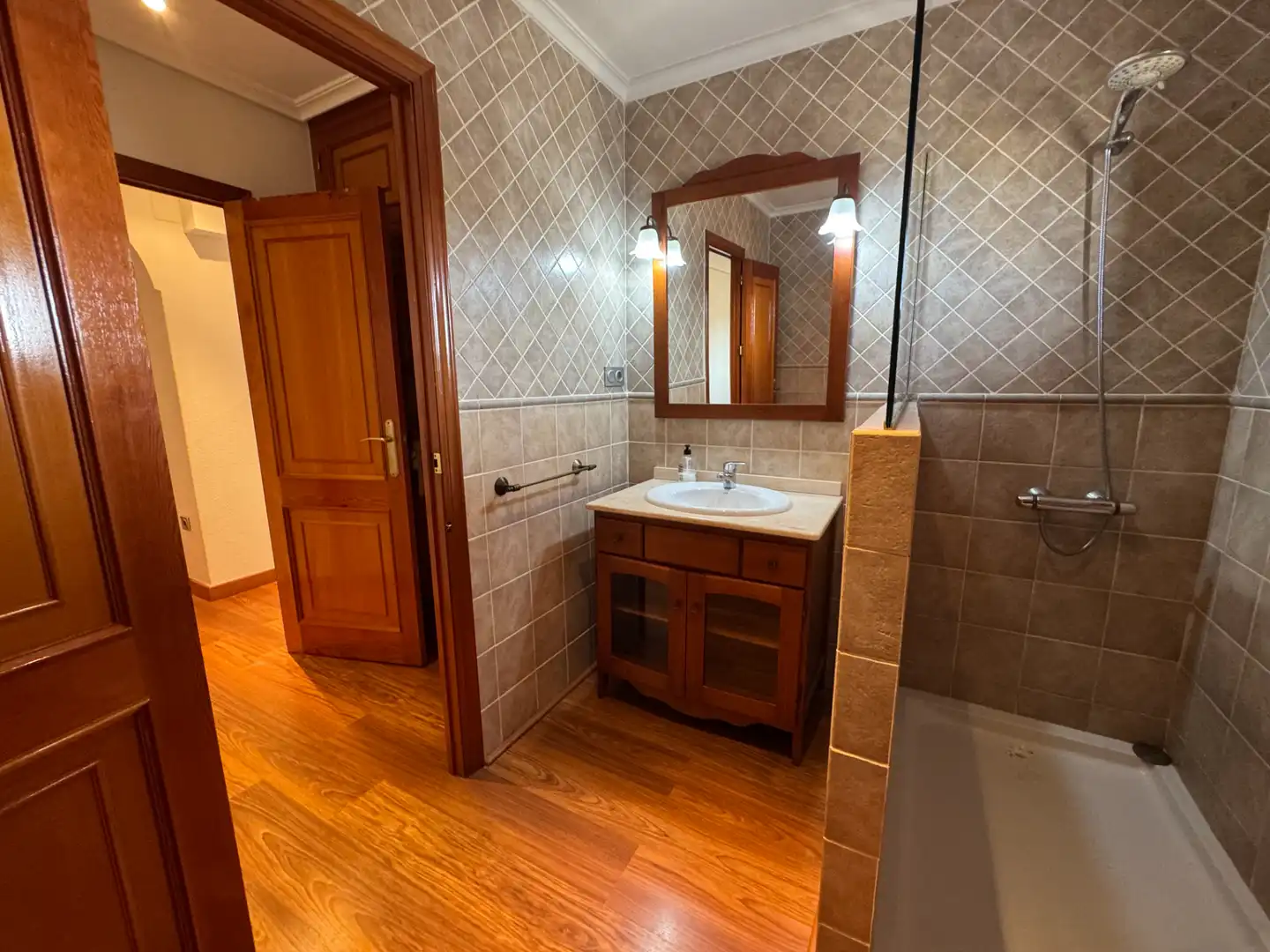 Baño de Piso de alquiler en Santa Pola con Aire acondicionado, Calefacción y Terraza