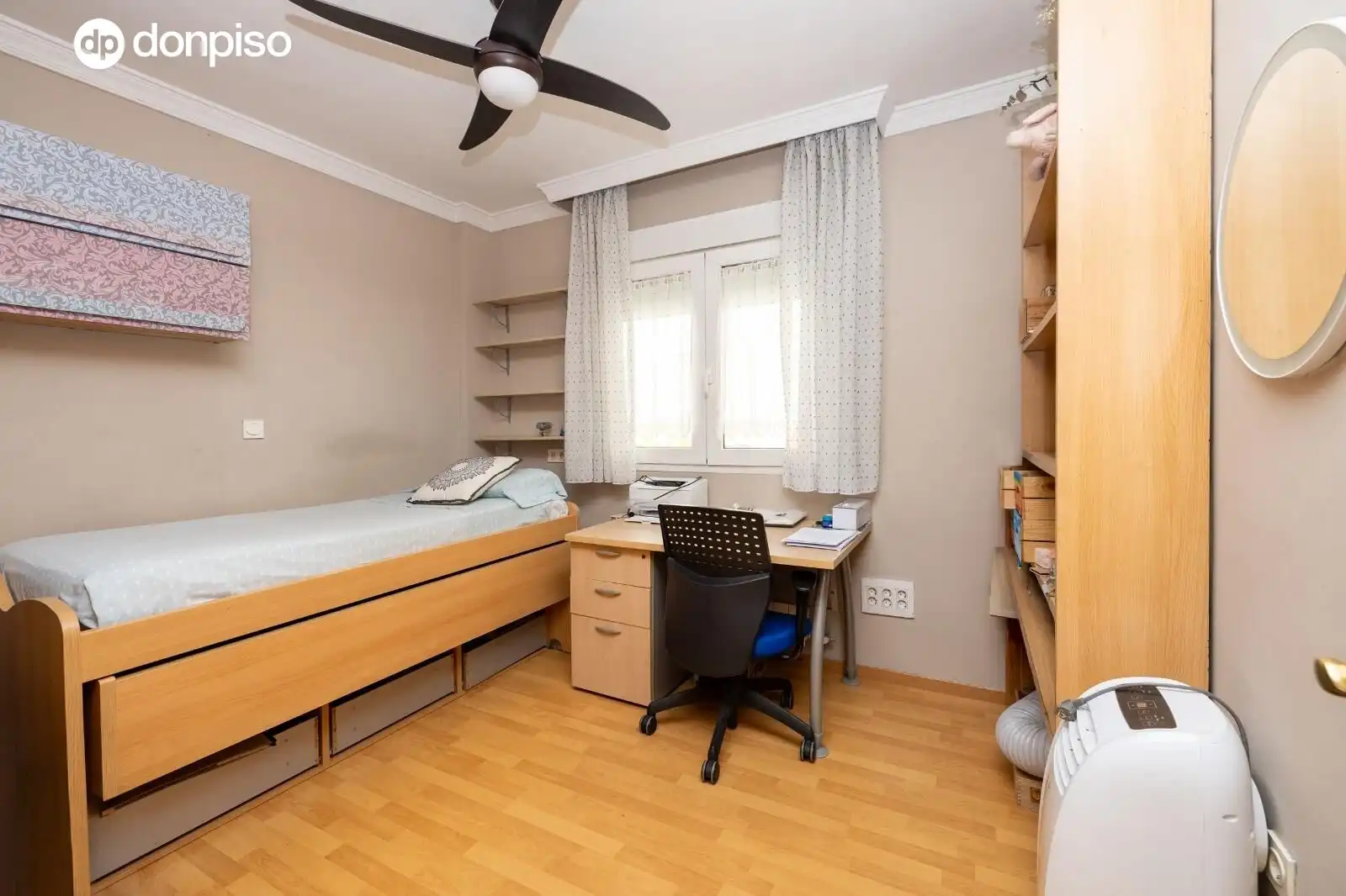 Bedroom of Houses for sale in Granada  with Air Conditioner, Heating and Terrace