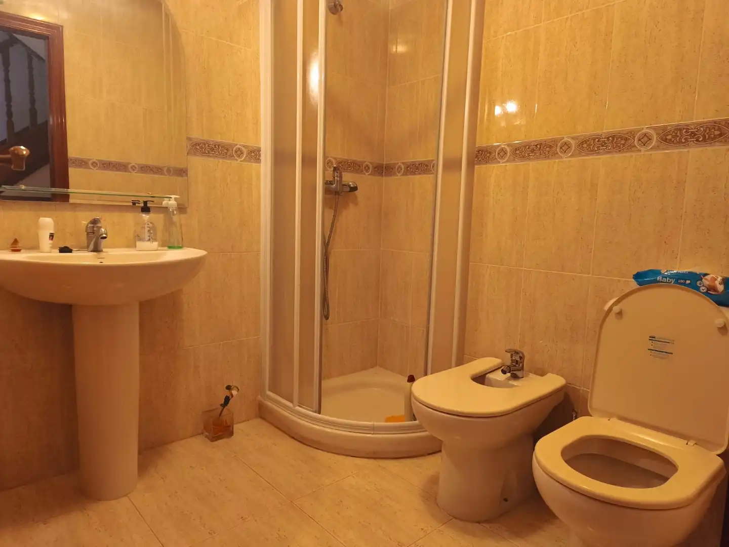 Baño de Piso de alquiler en Lugo con Calefacción, Terraza y Trastero