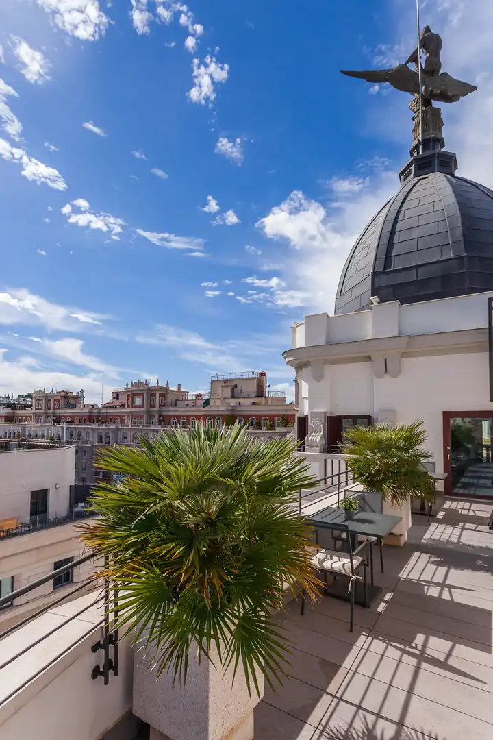 Vista exterior de Apartament en venda en Madrid amb Aire condicionat, Calefacció i Piscina