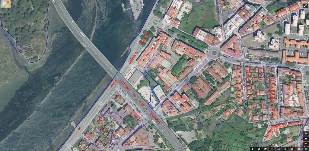 Terreny residencial en venda a ROSALIA DE CASTRO, imagen 3