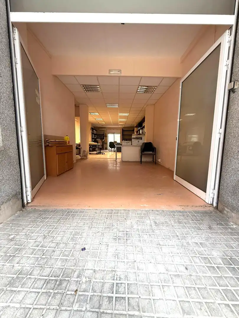 Local commercial à vendre à Montornès del Vallès, imagen 2