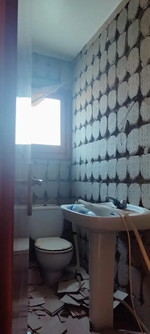 Baño de Piso en venta en Macael