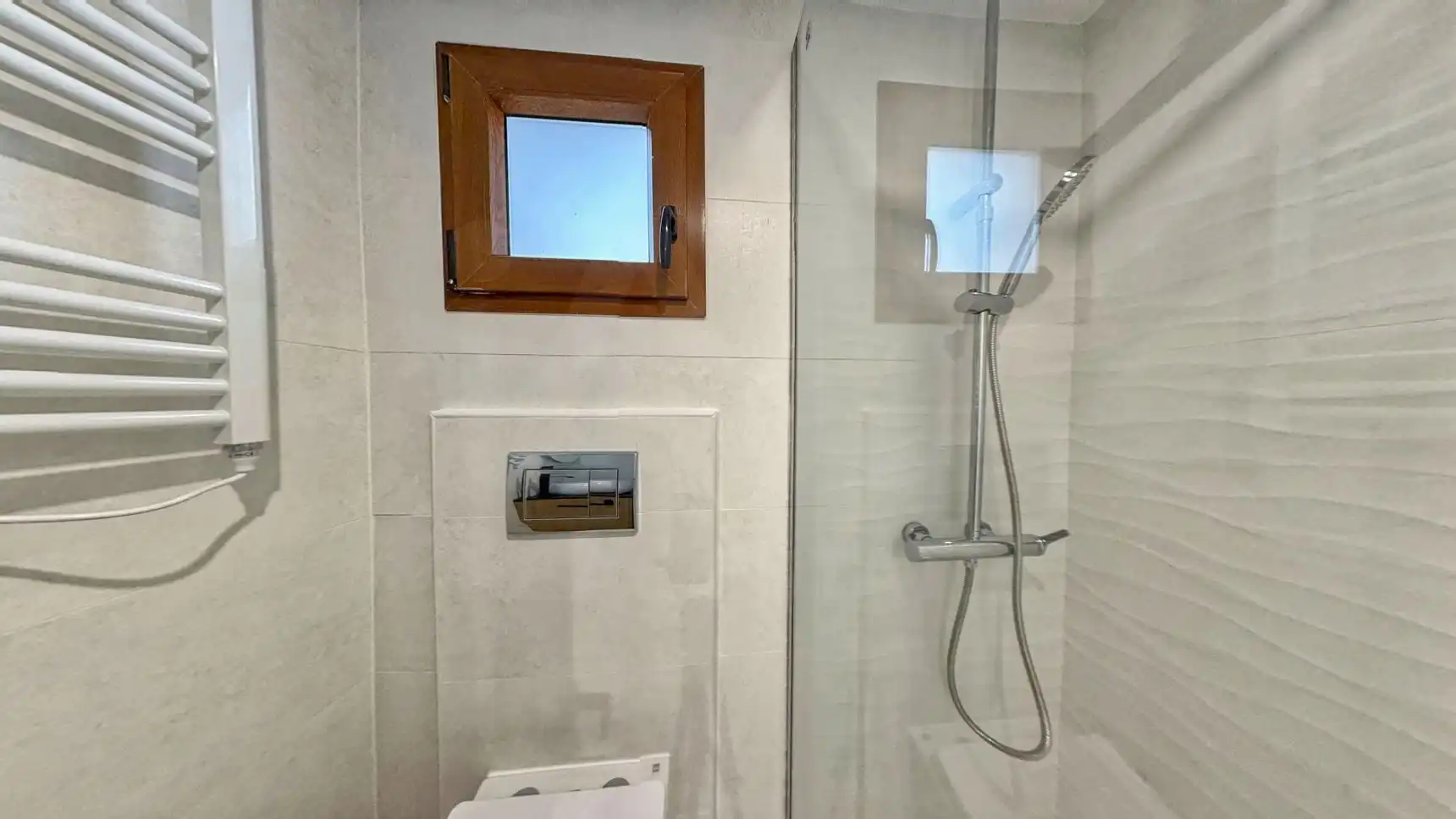 Bathroom of Houses for sale in Jávea / Xàbia  with Air Conditioner, Heating and Terrace