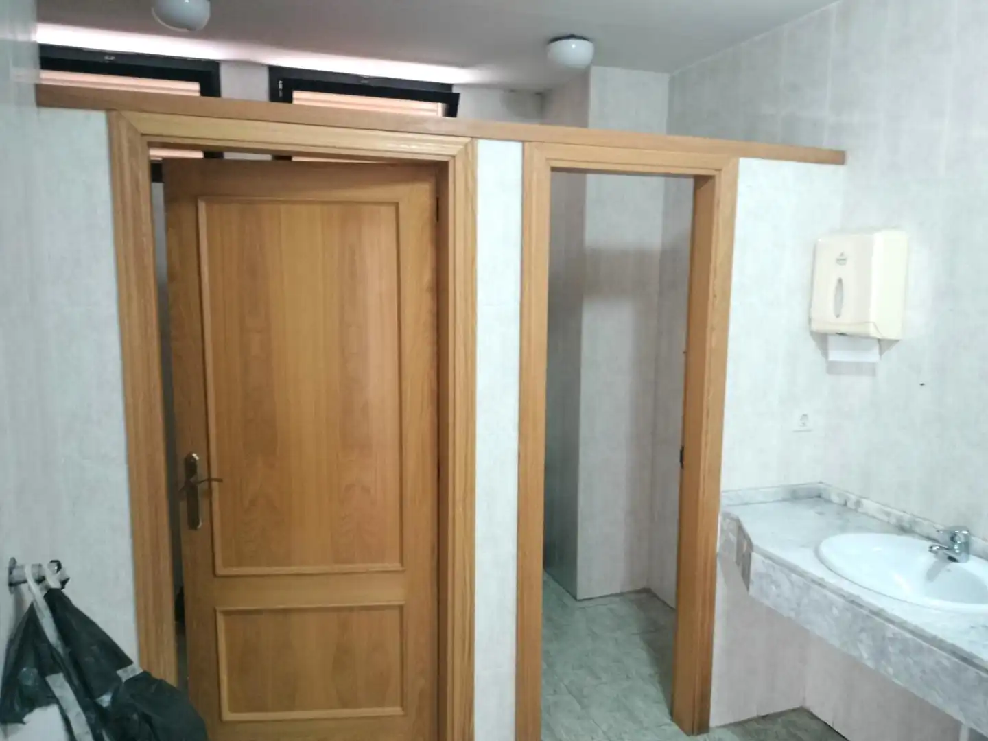 Bany de Oficina en venda en Alicante / Alacant