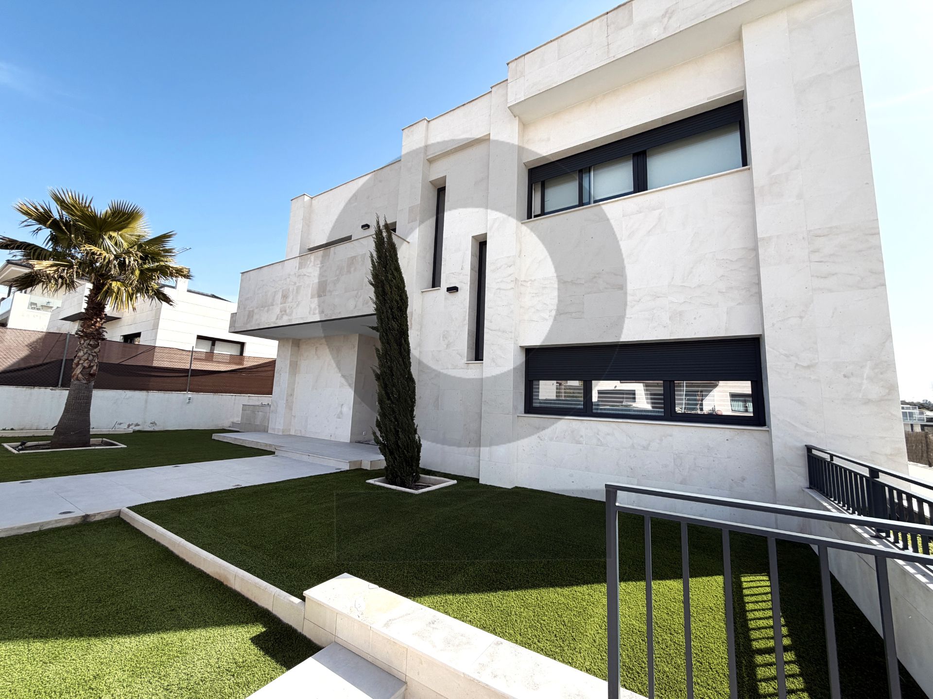 Vista exterior de Casa o chalet en venta en Majadahonda con Aire acondicionado, Calefacción y Jardín privado