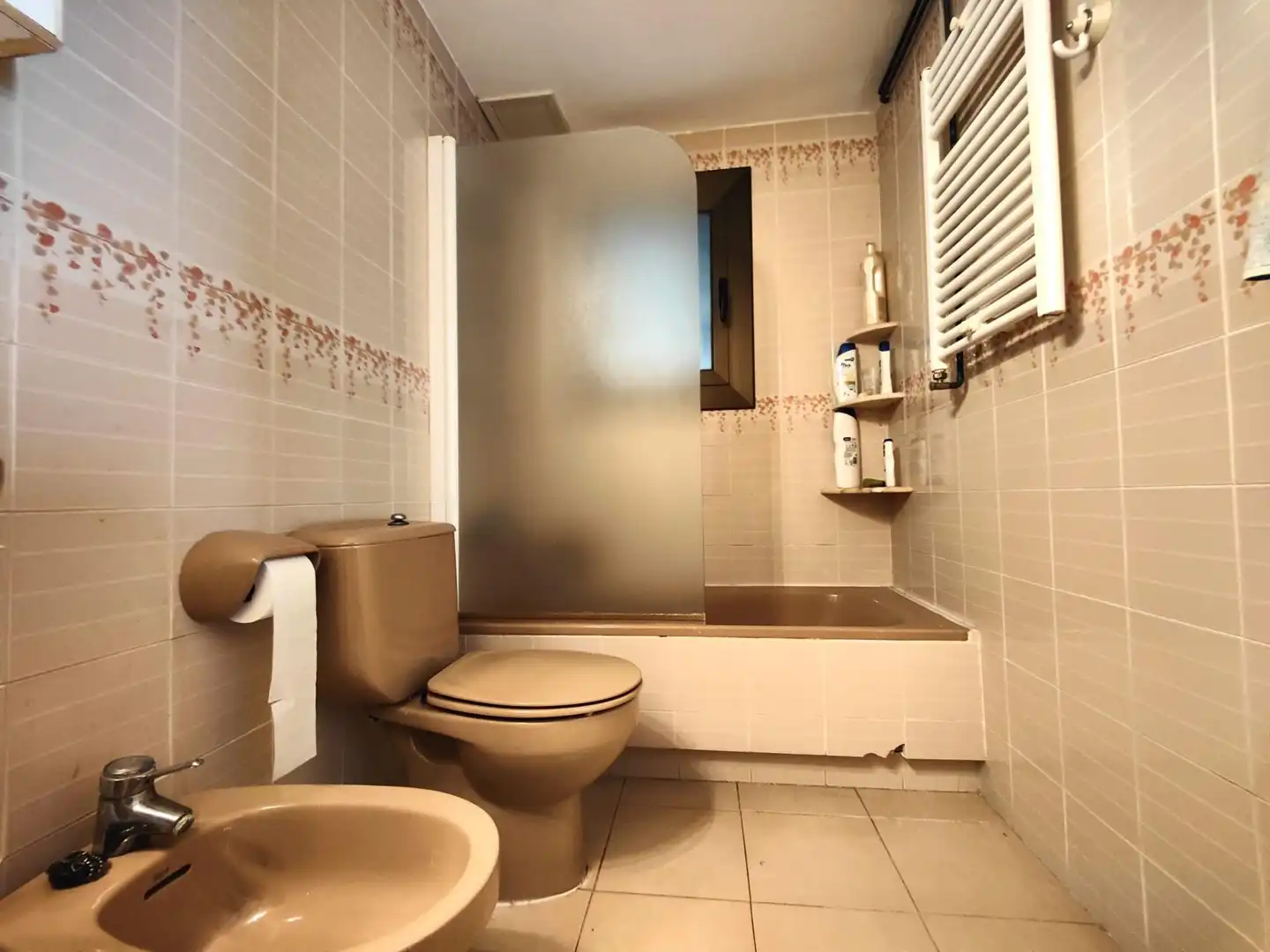 Baño de Casa adosada en venta en Calafell con Aire acondicionado, Calefacción y Jardín privado
