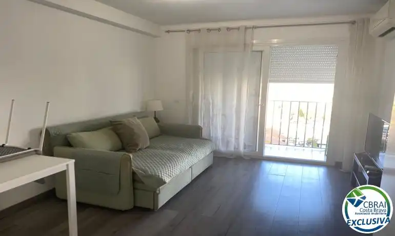 Dormitori de Estudi en venda en Empuriabrava amb Moblat