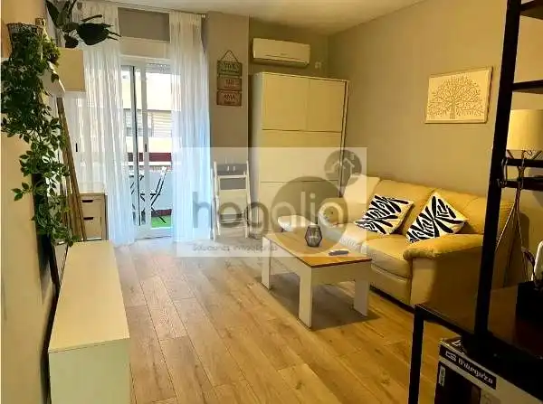 Flat with lift to rent in Triana, imagen 3