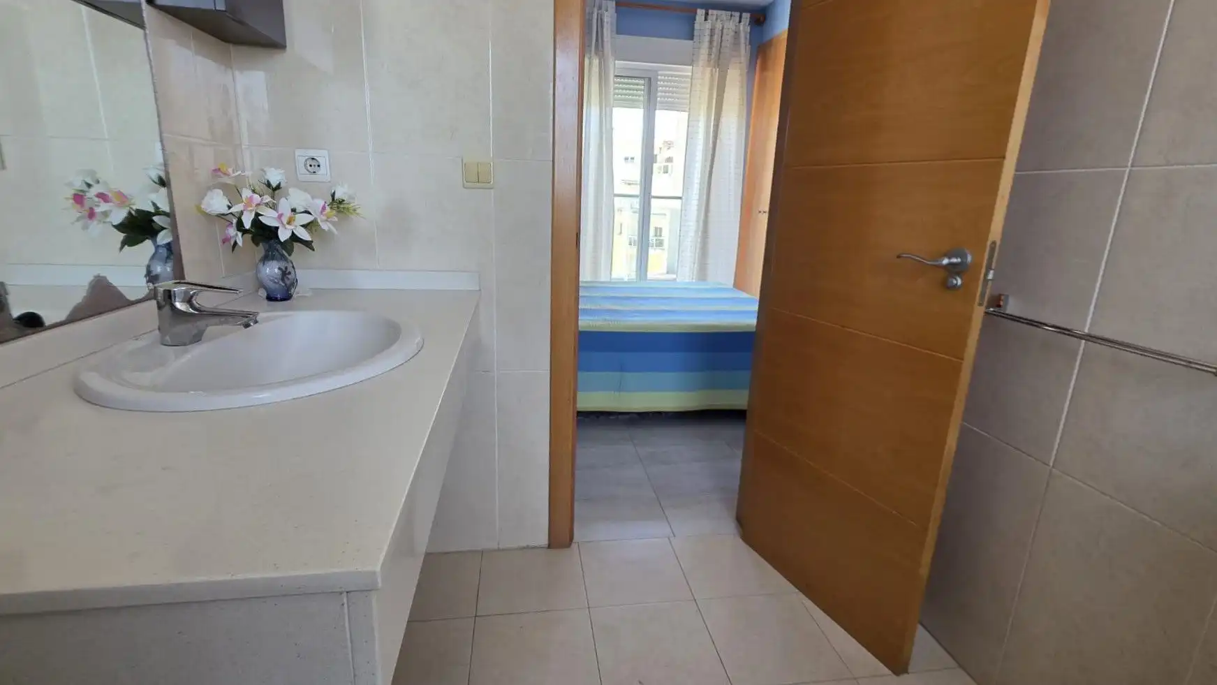 Baño de Piso en venta en Gandia con Aire acondicionado, Calefacción y Terraza