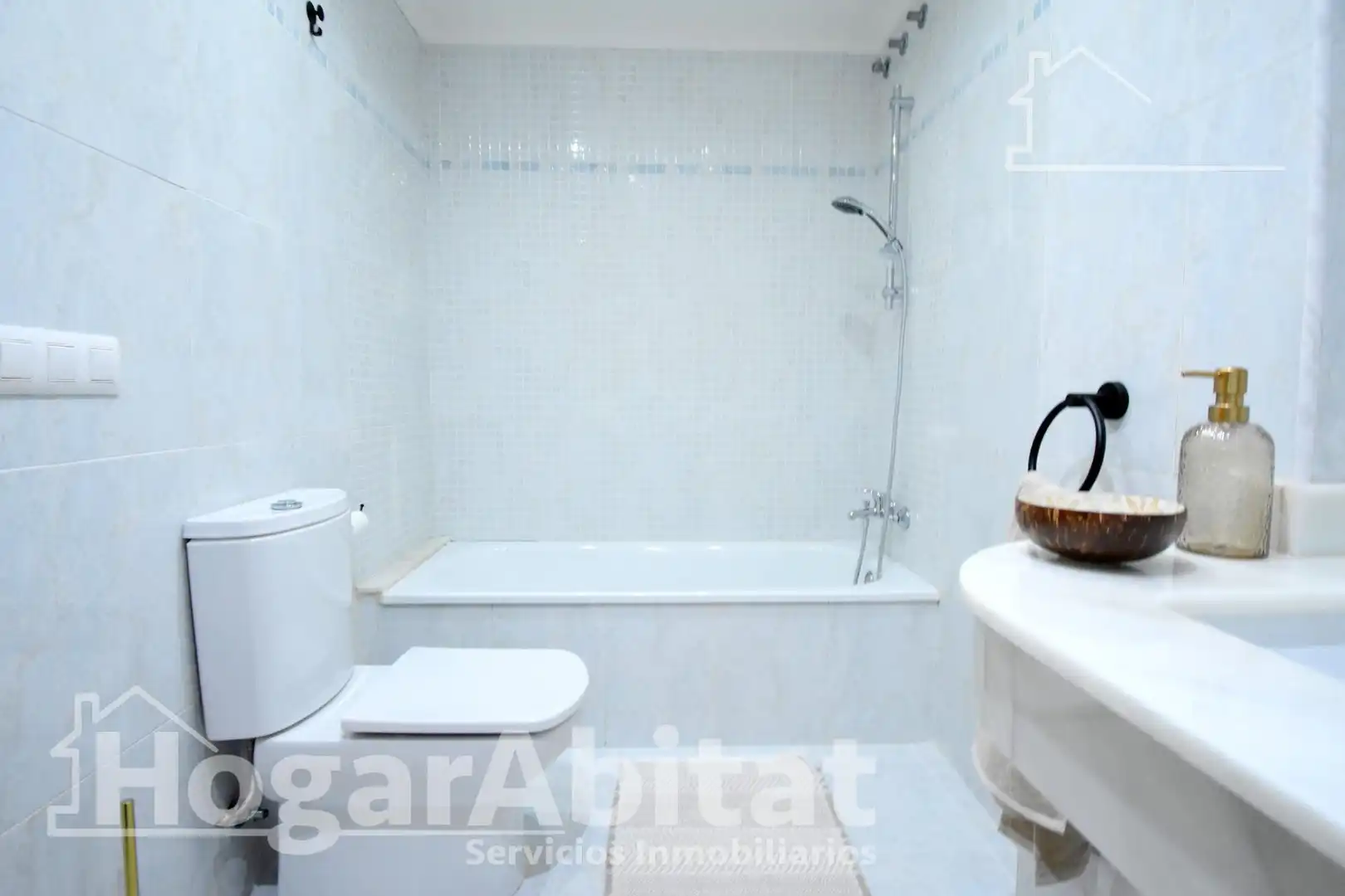 Baño de Piso en venta en Pedreguer con Calefacción, Terraza y Amueblado