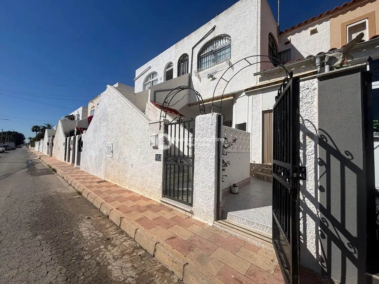 Vista exterior de Apartamento en venta en Los Alcázares con Terraza y Amueblado
