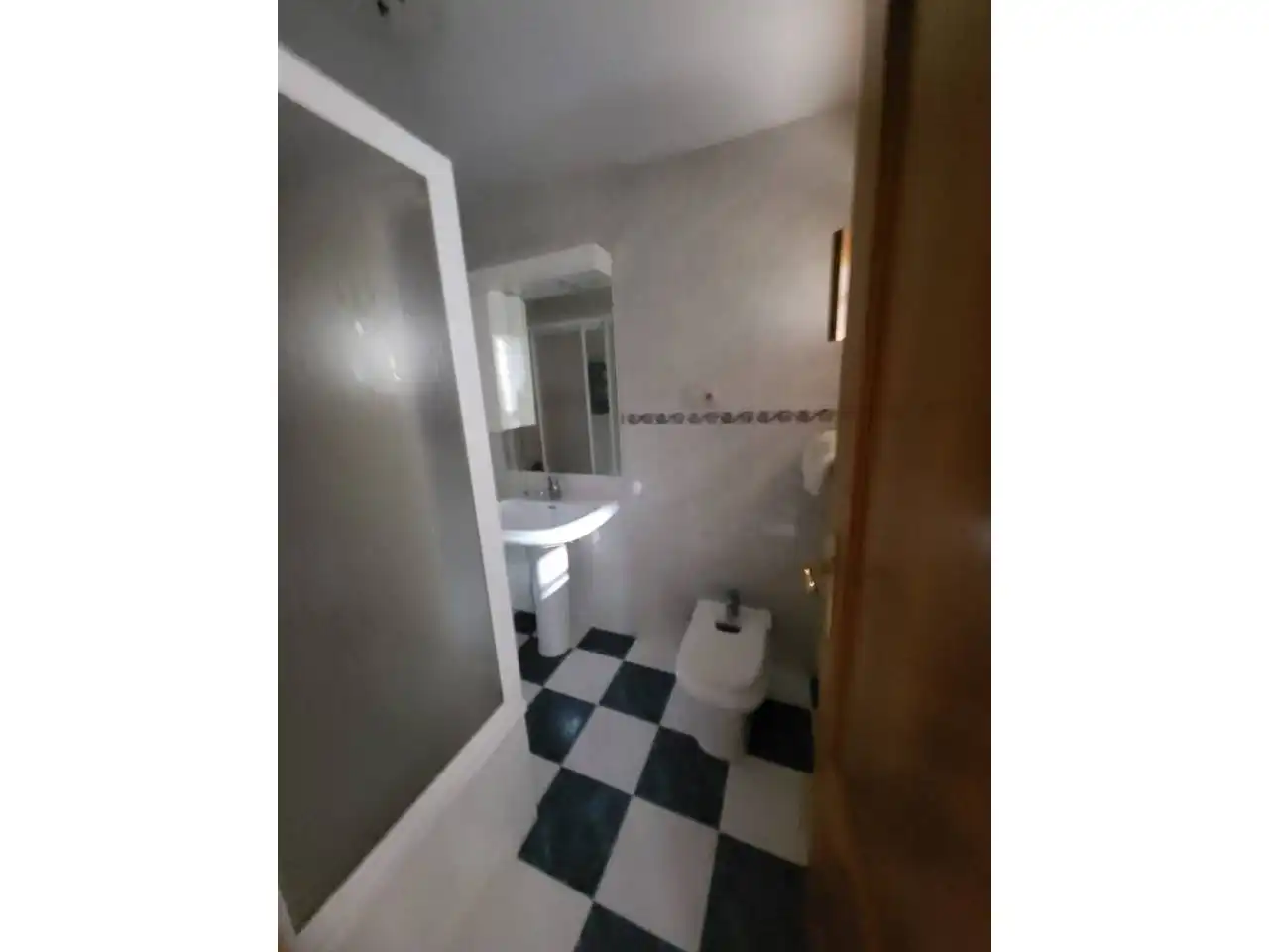 Bany de Casa o xalet en venda en Baza amb Calefacció i Terrassa