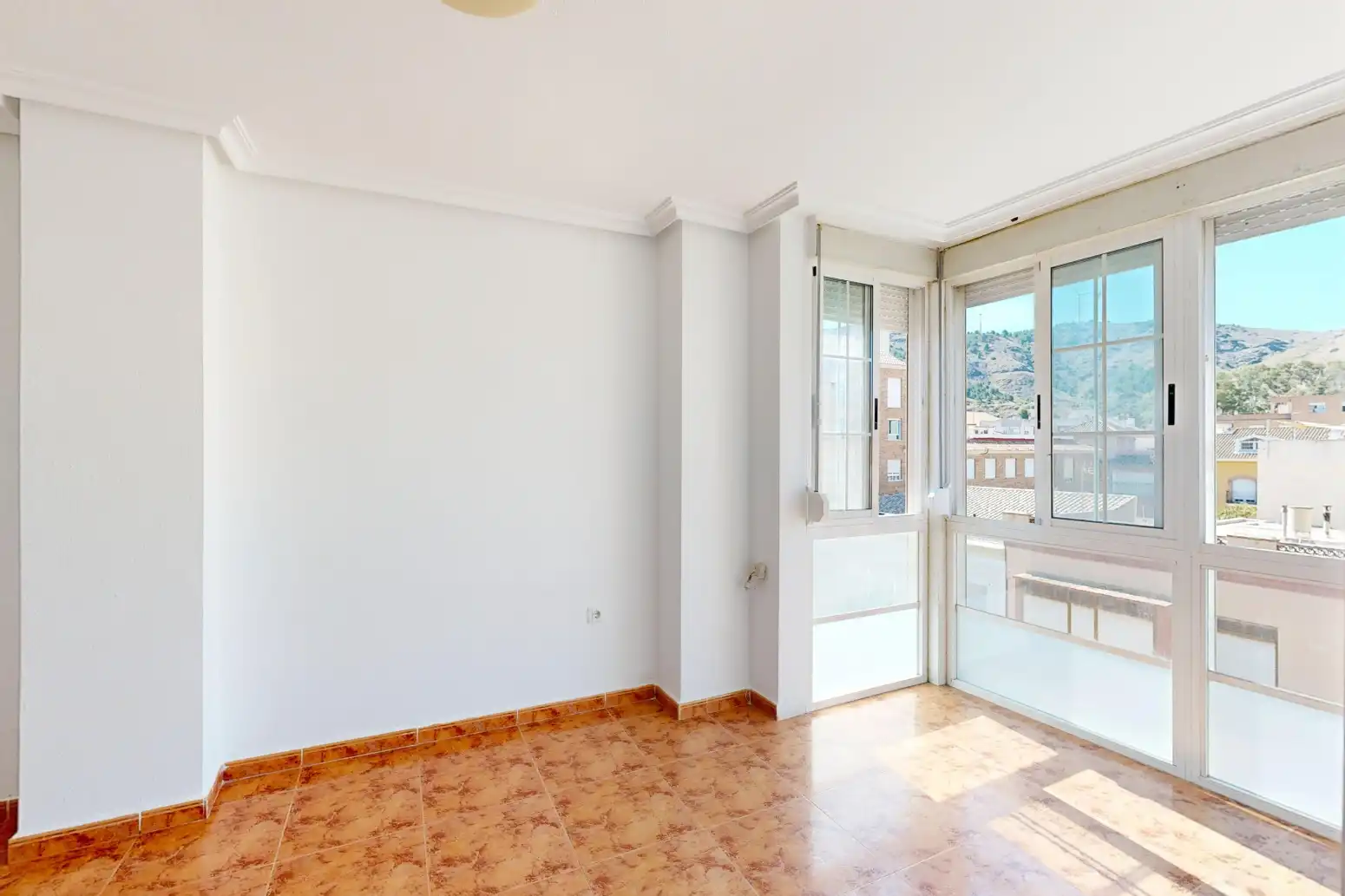 Habitación de Piso en venta en La Unión con Trastero