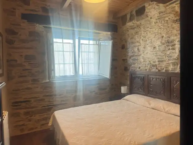 Dormitori de Finca rústica en venda en Vegadeo amb Calefacció, Jardí privat i Terrassa