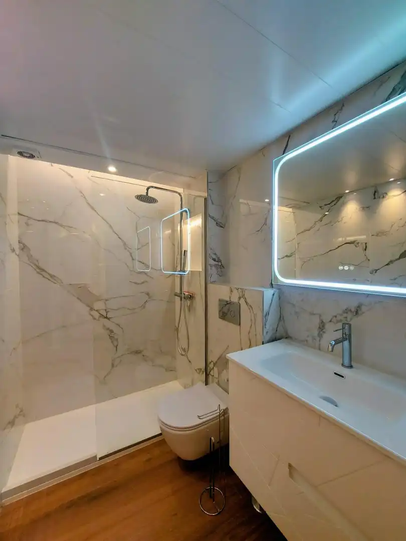 Badezimmer von Wohnung zur Miete in Granada mit Klimaanlage, Heizung und Möbliert