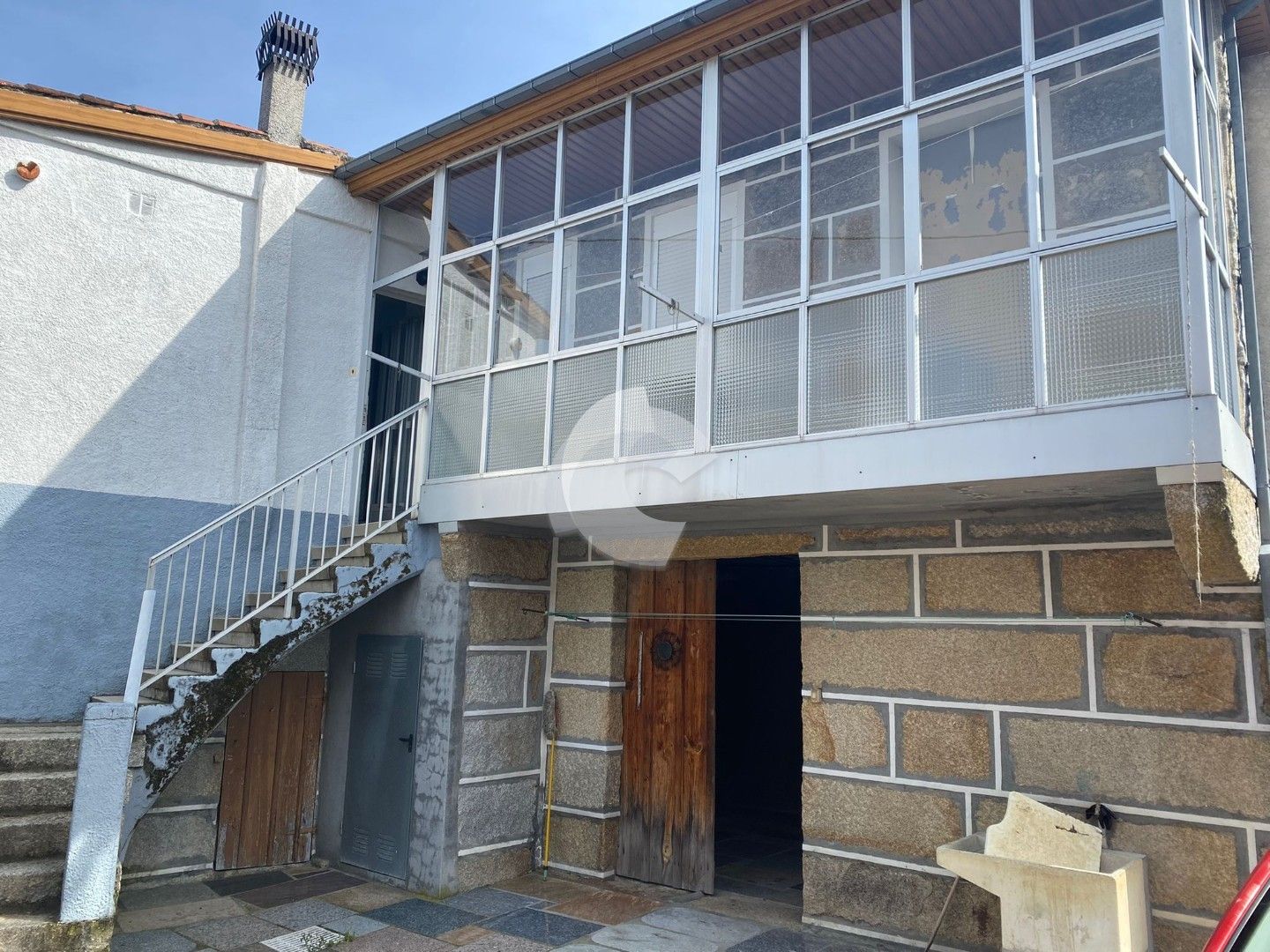 Vista exterior de Casa adosada en venta en San Cibrao das Viñas con Jardín privado