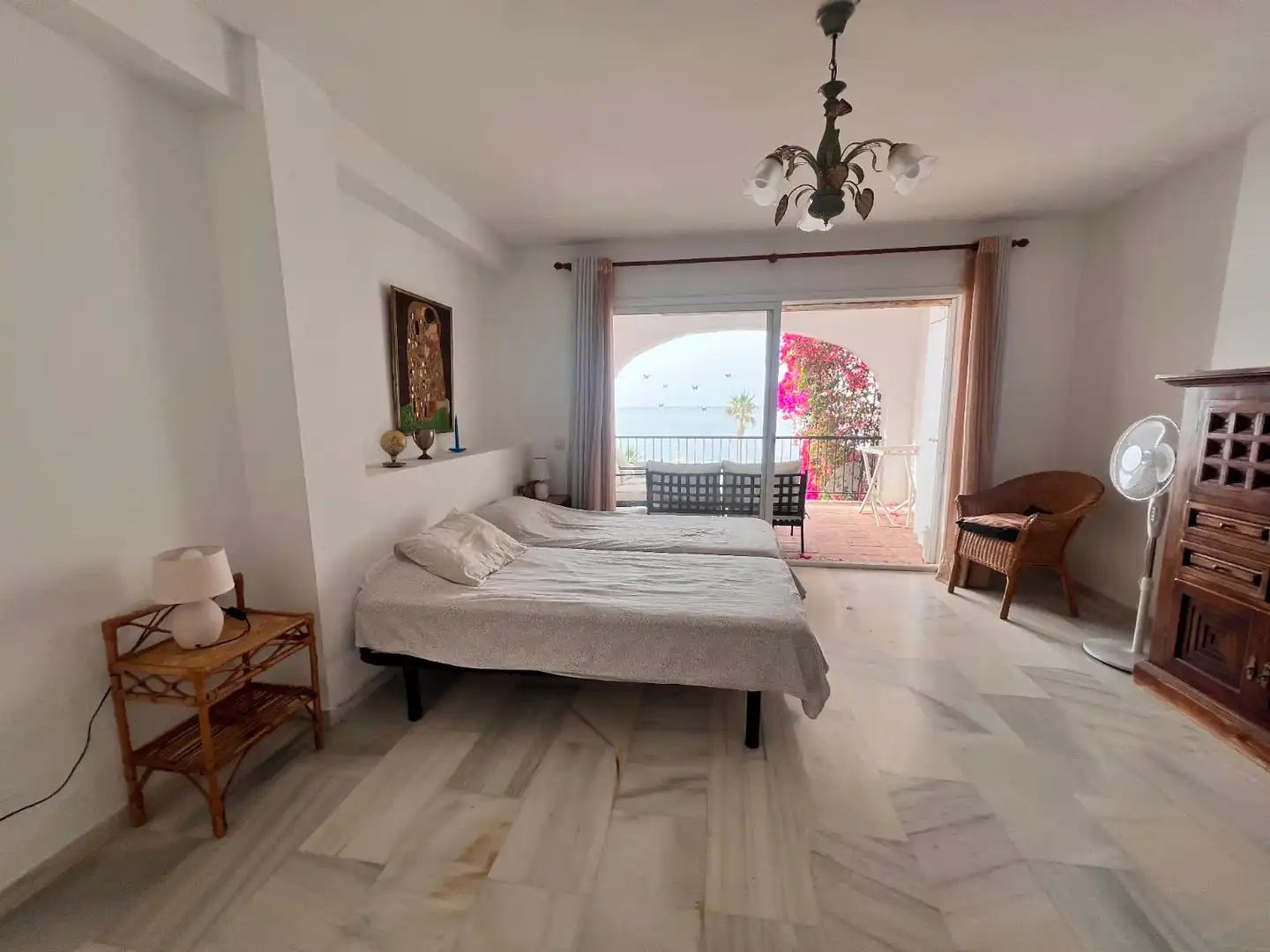 Dormitori de Apartament de lloguer en Mijas amb Jardí privat, Terrassa i Traster
