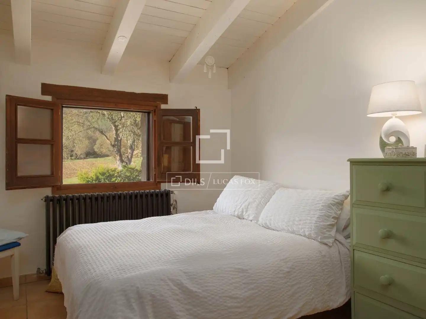 Habitación de Finca rústica en venta en Santa Pau con Jardín privado, Terraza y Trastero