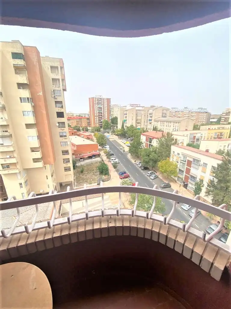 Flat for rent in BONDAD, Centro