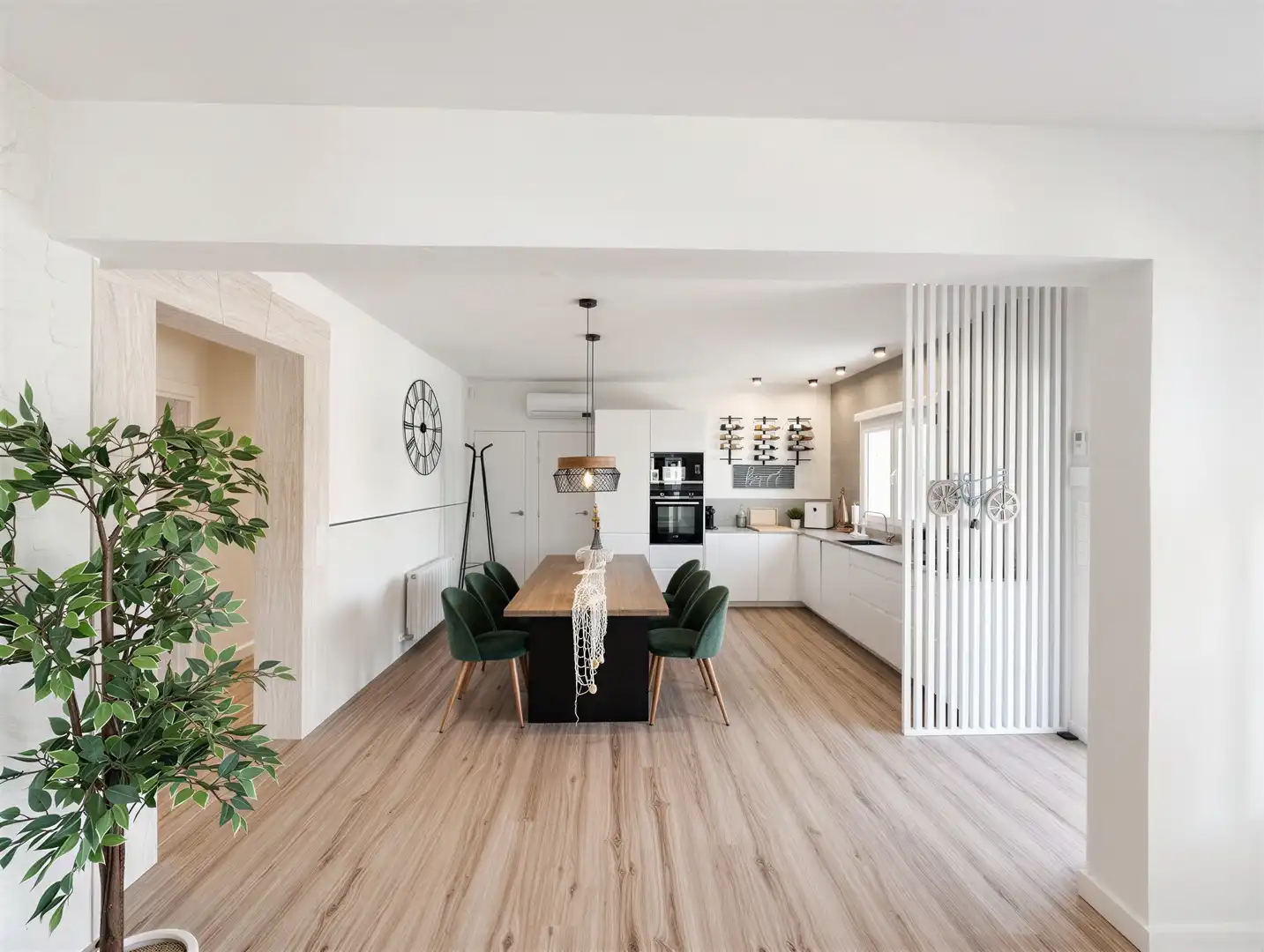 Esszimmer von Country house zum Verkauf in Llucmajor mit Klimaanlage, Abstellraum und Schwimmbad
