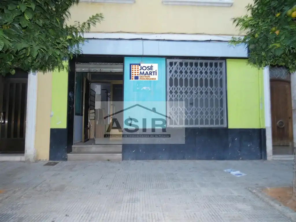 Local comercial en alquiler en Carcaixent
