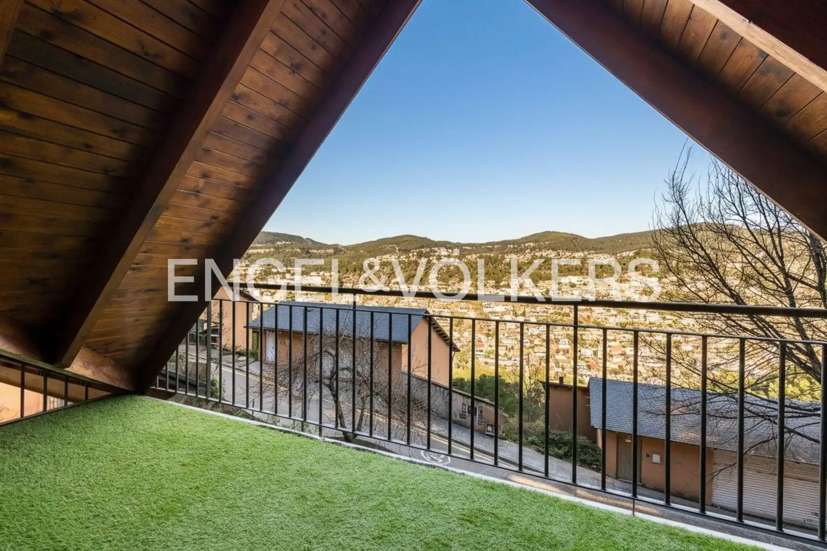 Terraza de Casa o chalet en venta en Vallirana con Calefacción, Jardín privado y Parquet