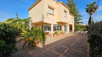 Vista exterior de Casa o xalet en venda en Dénia amb Aire condicionat i Piscina