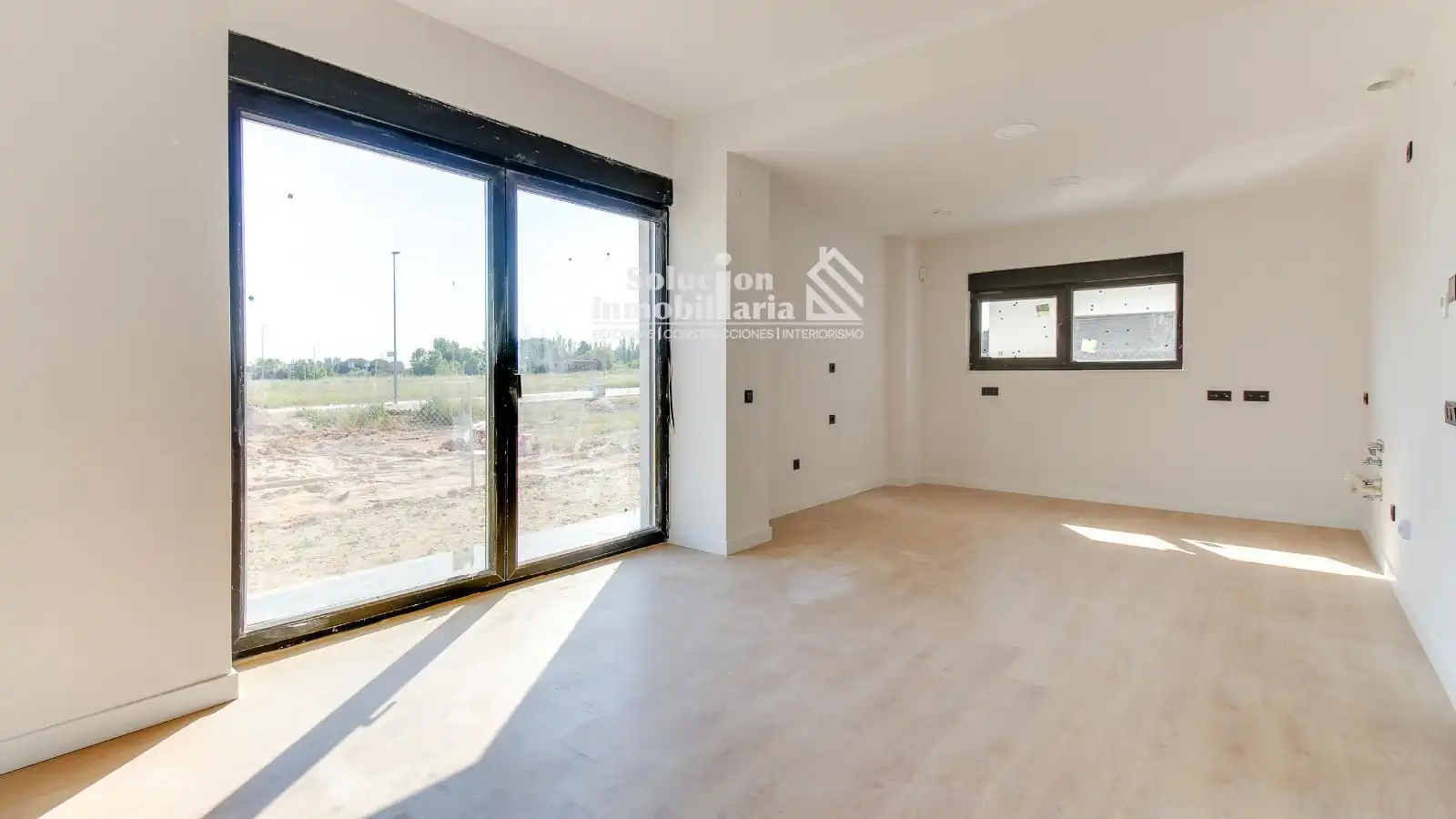 Living room of Detached homes for sale in Carbajosa de la Sagrada  with Heating, Terrace and Storage room