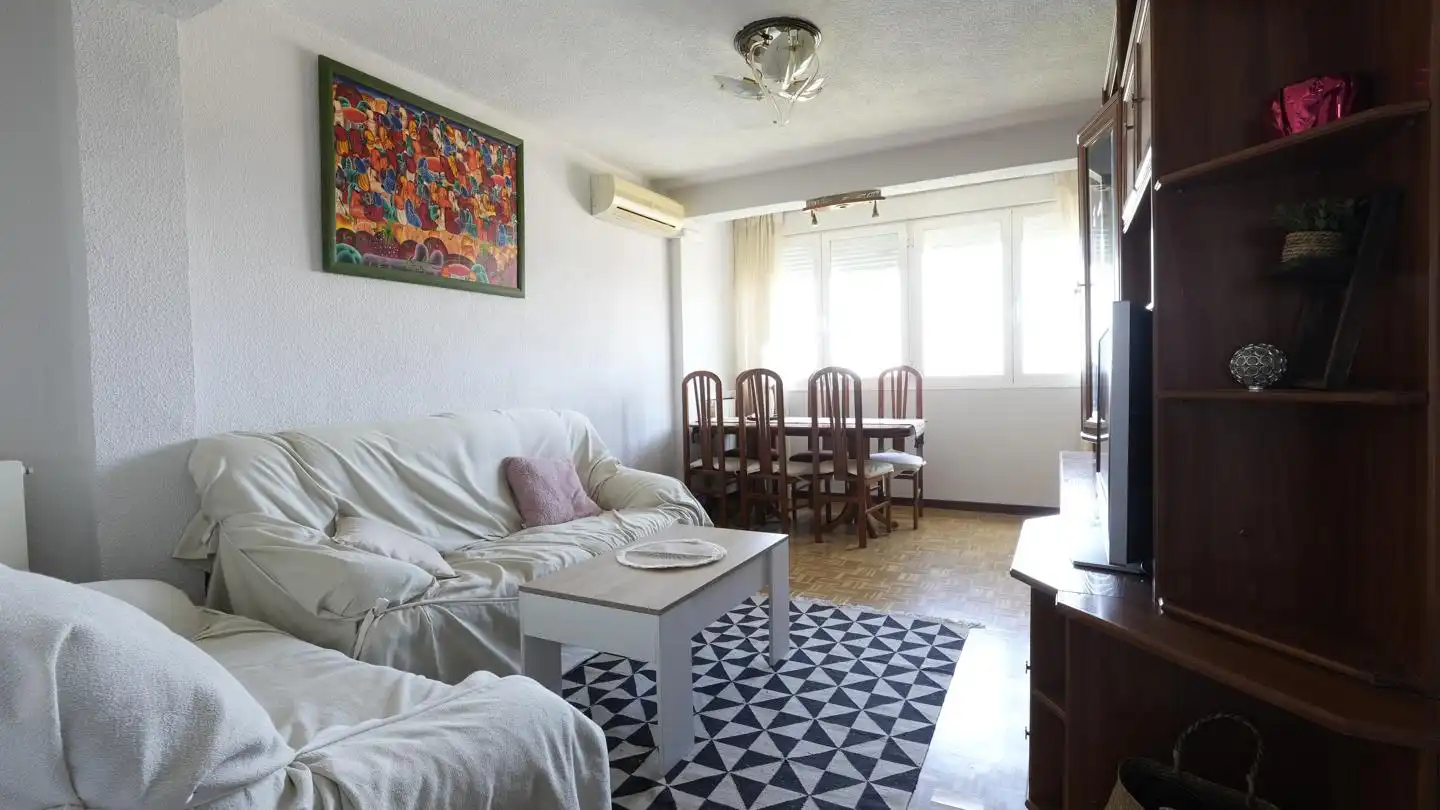 Living room of Flat for sale in Madrid  with Air Conditioner, Heating and Terrace