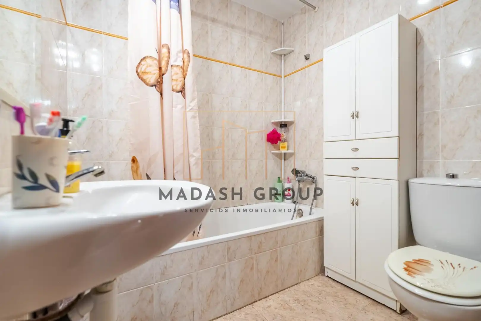 Baño de Piso en venta en Reus con Amueblado y Balcón